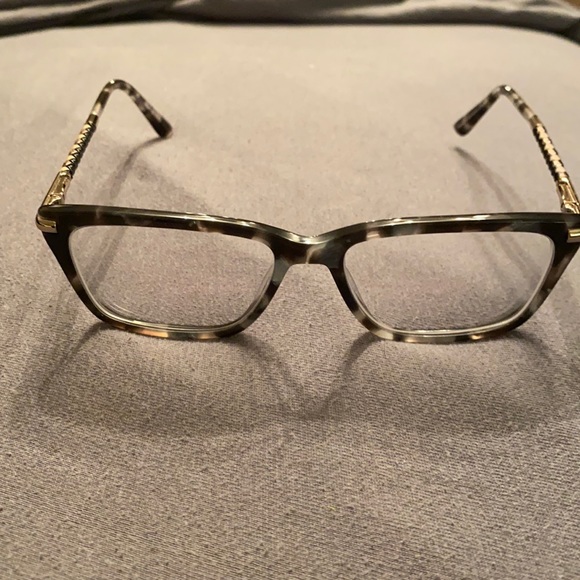 Glasses - Picture 1 of 8